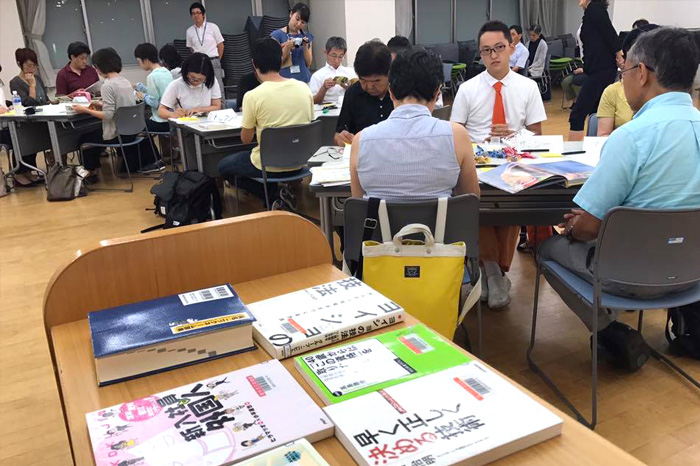 読んでつながる力に変える読書会を開催